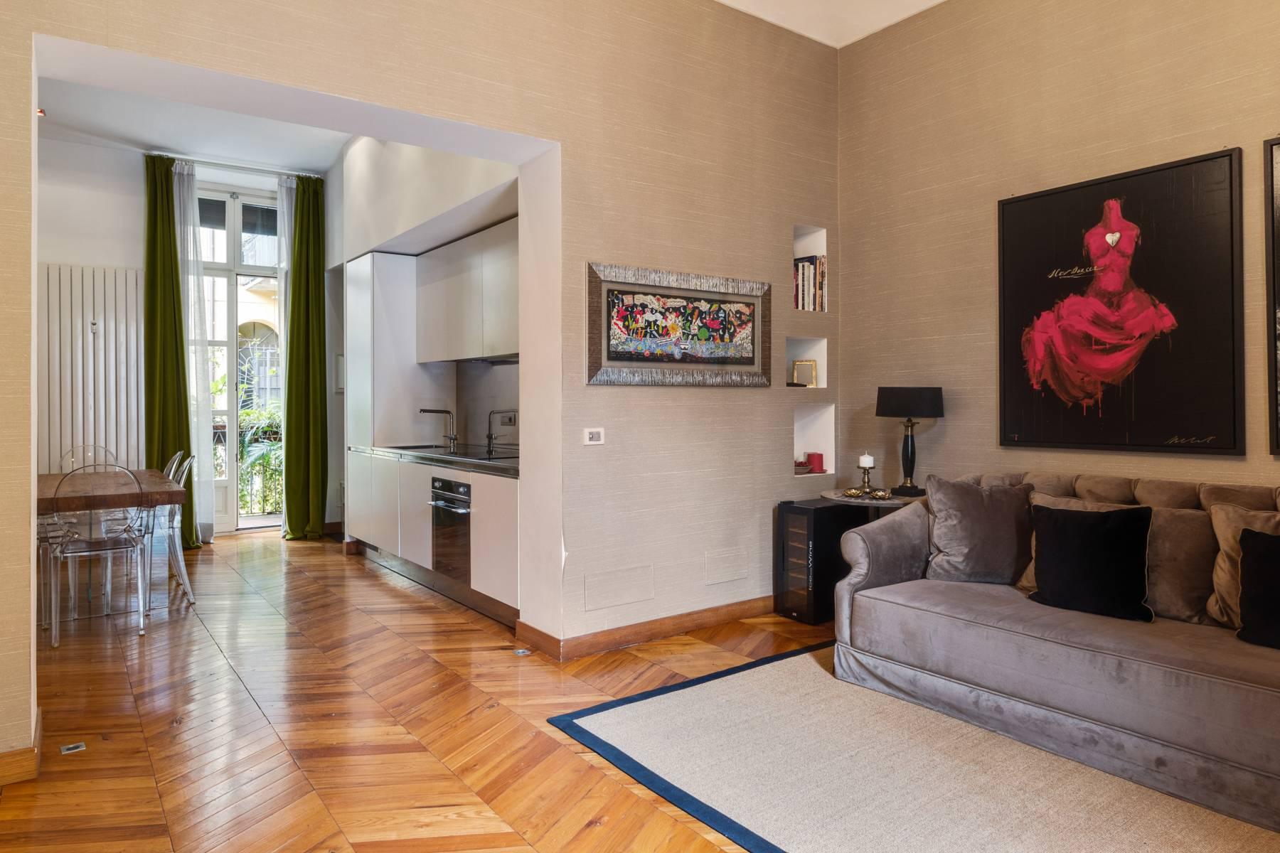 Charming apartment In the heart of the Cit Turin neighborhood - 6