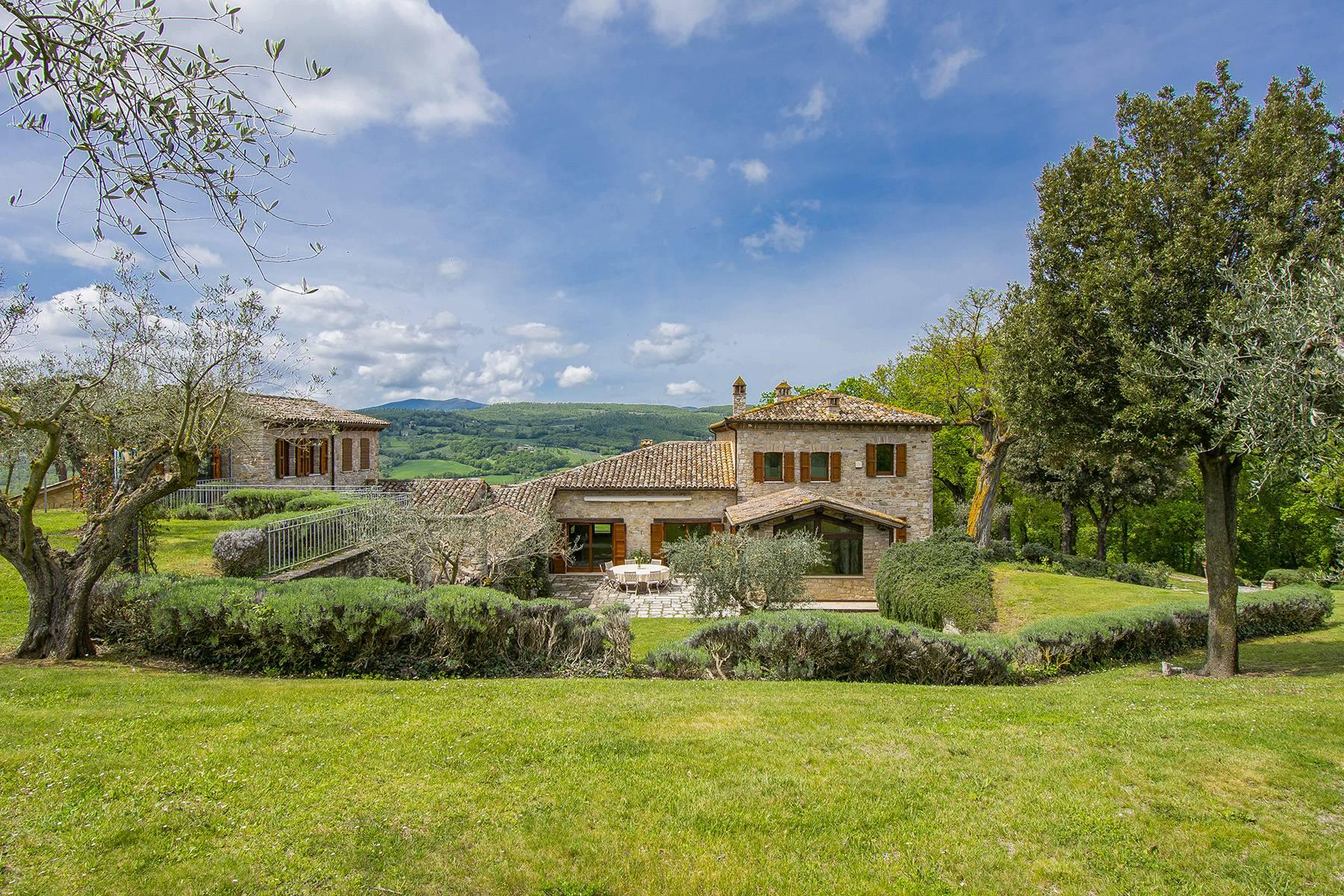 Unique luxury farmhouse in the heart of Umbria - 2