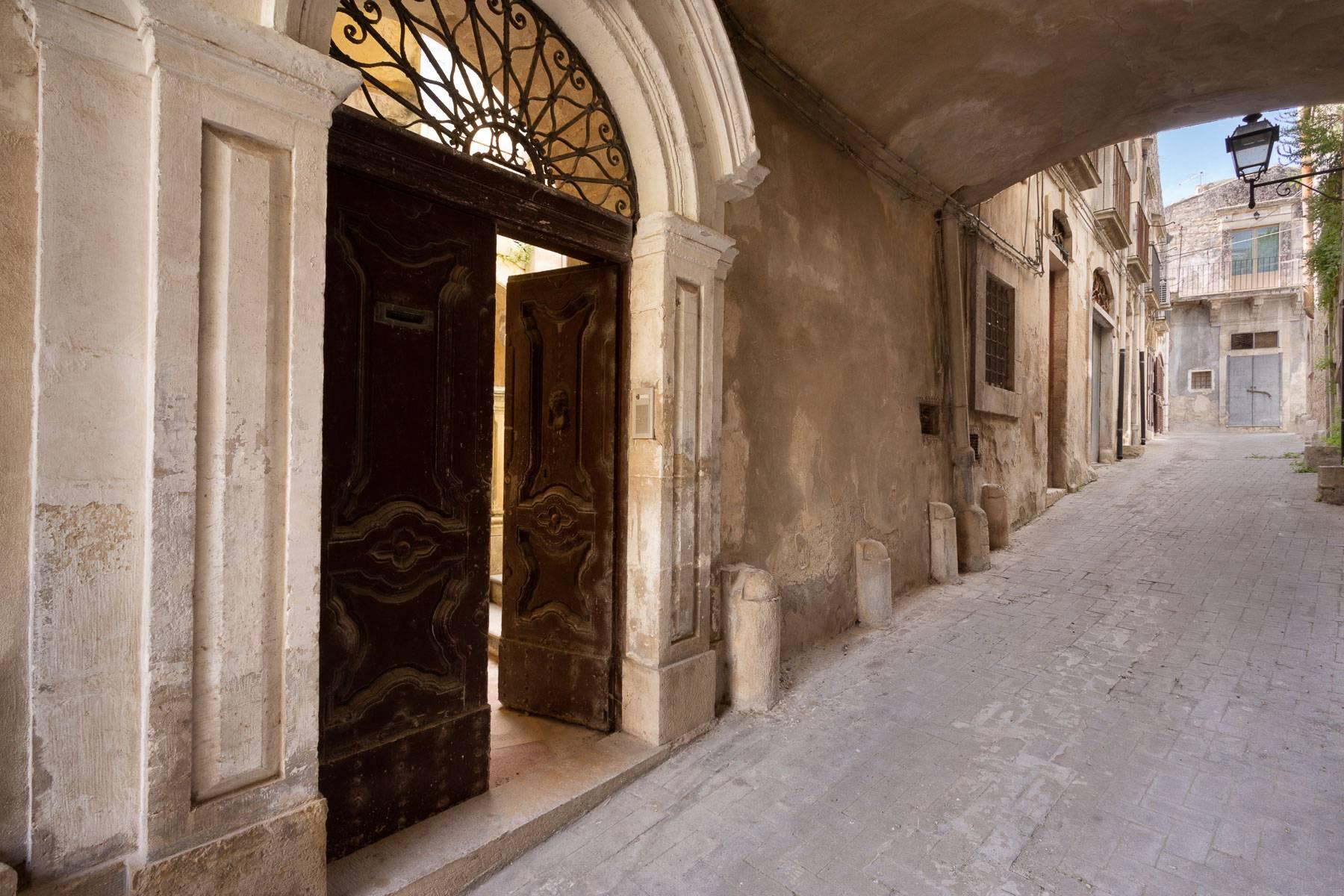 Historical buildings in Modica - 3