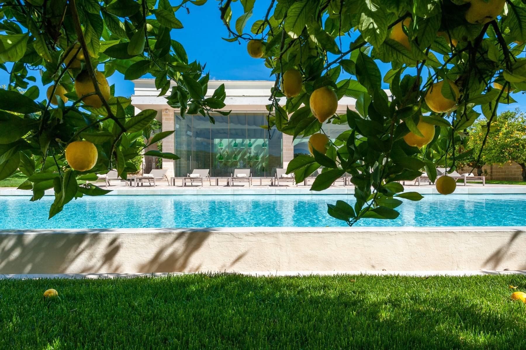 Splendid 17th century noble villa surrounded by citrus groves - 2