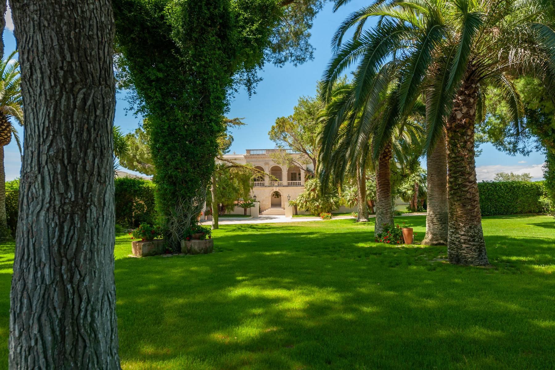 Splendid 17th century noble villa surrounded by citrus groves - 3