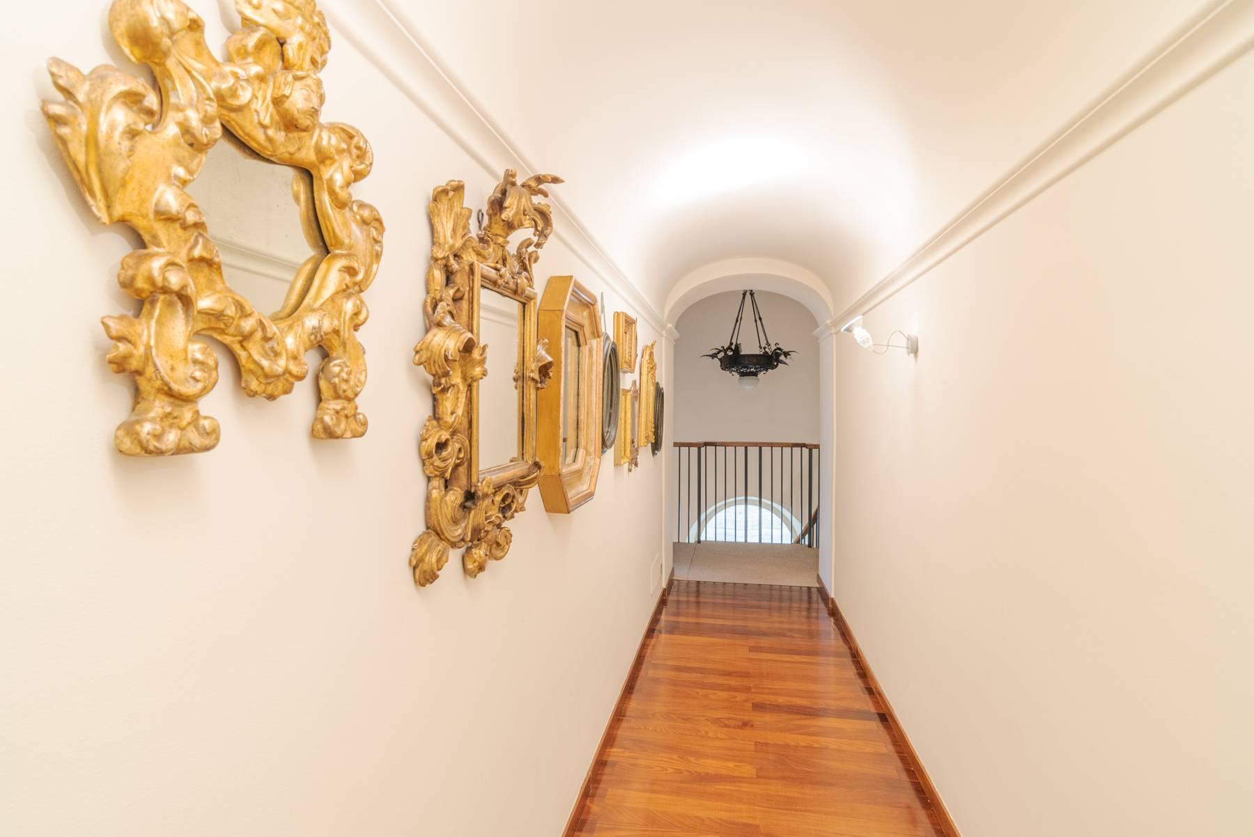 Magnificent property surrounded by greenery in Pavia - 26