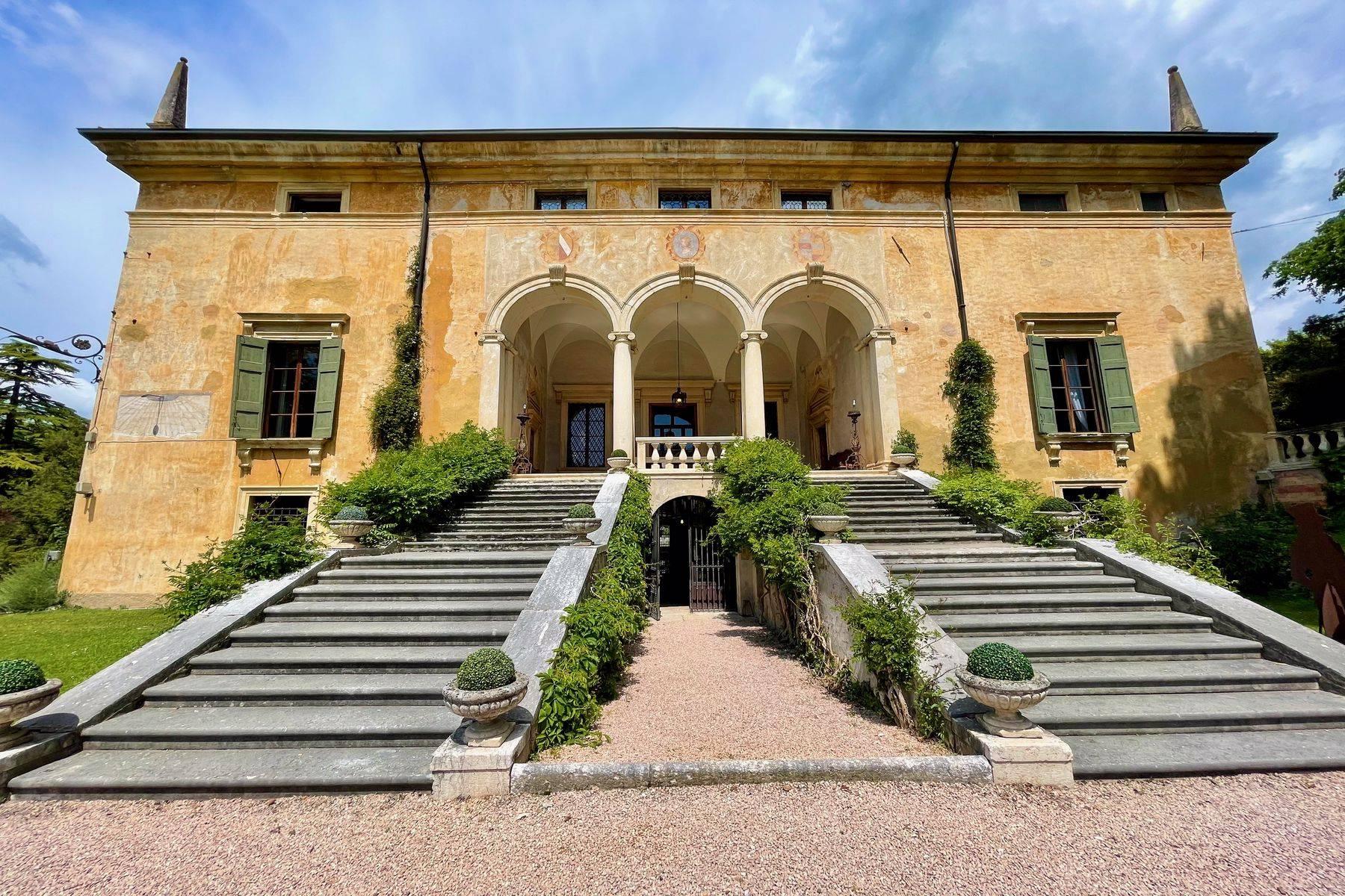 Fascinating Venetian villa just a few kilometers from Verona - 41