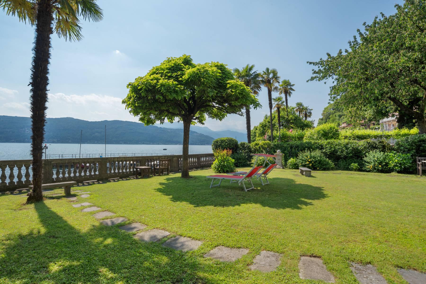 Historic house directly on Lake Maggiore - 44