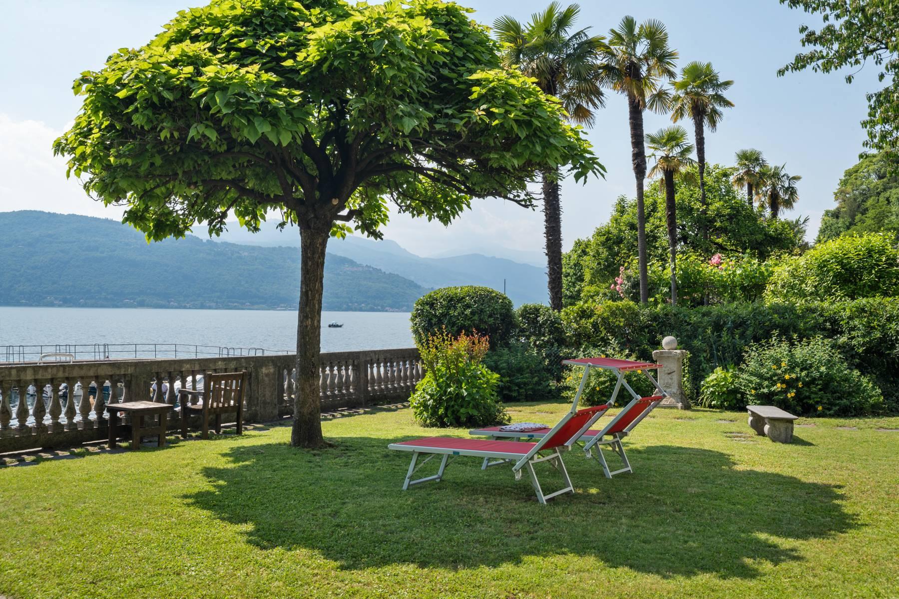 Historic house directly on Lake Maggiore - 45