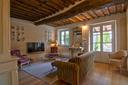 Un angolo paradisiaco a pochi passi dal centro di Lucca, in vendita, Lucca | Sotheby’s Realty Italy - 5