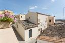 Palazzetto antico in centro storico di Noto, in vendita, Noto | Sotheby’s Realty Italy - 22
