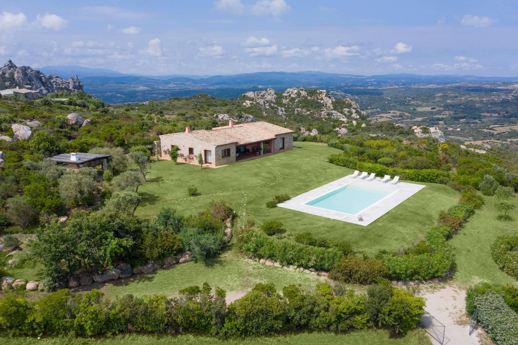 Incredible property of 3 hectares, just a few kilometers from the Costa Smeralda - 18
