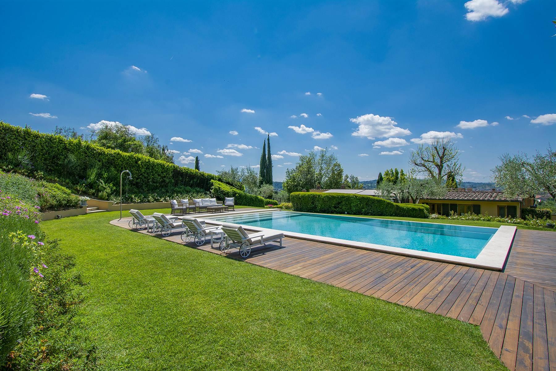 Straordinaria villa sulle colline intorno a Firenze con piscina e palestra - 5