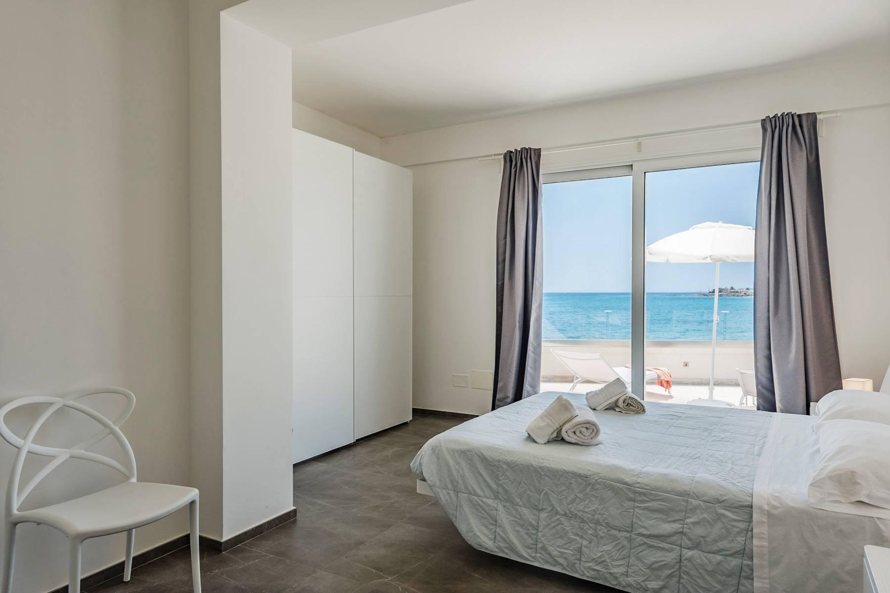 Exclusive villa with sea view in Avola - 13