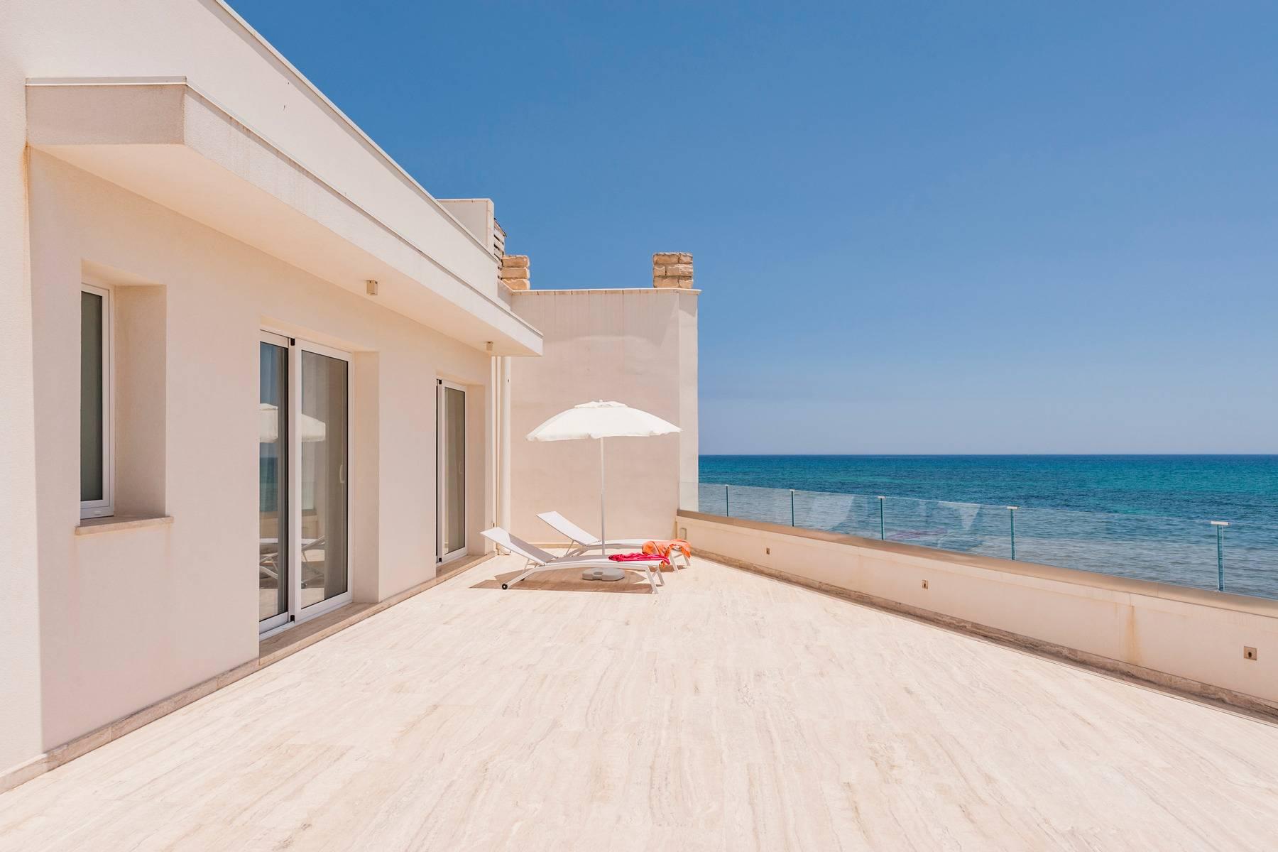Exclusive villa with sea view in Avola - 16