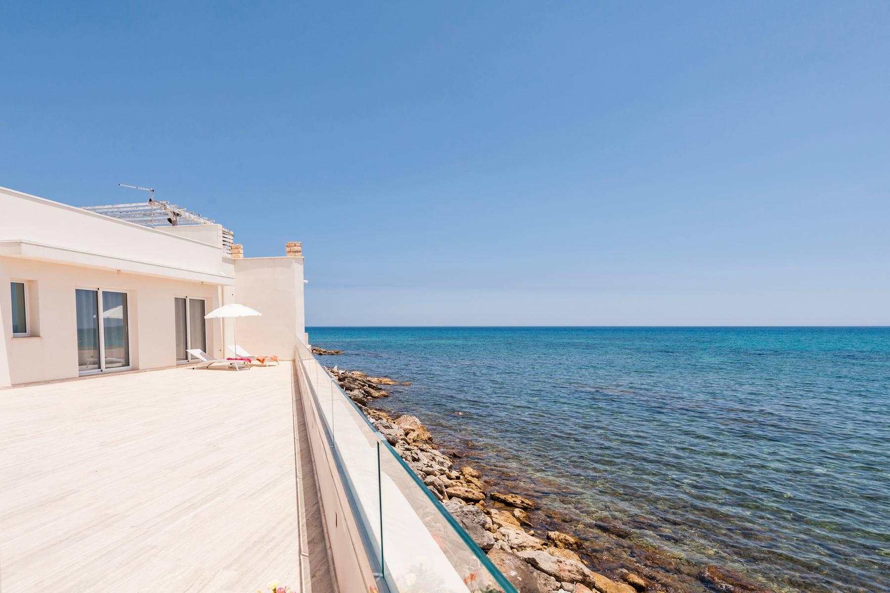 Exclusive villa with sea view in Avola - 18