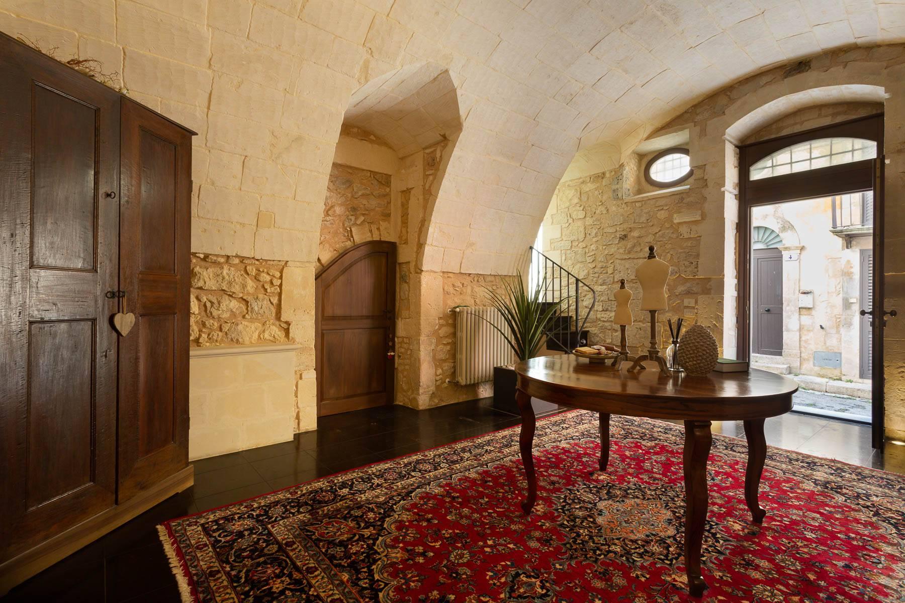 Exclusive house in the historical centre of Ragusa - 5