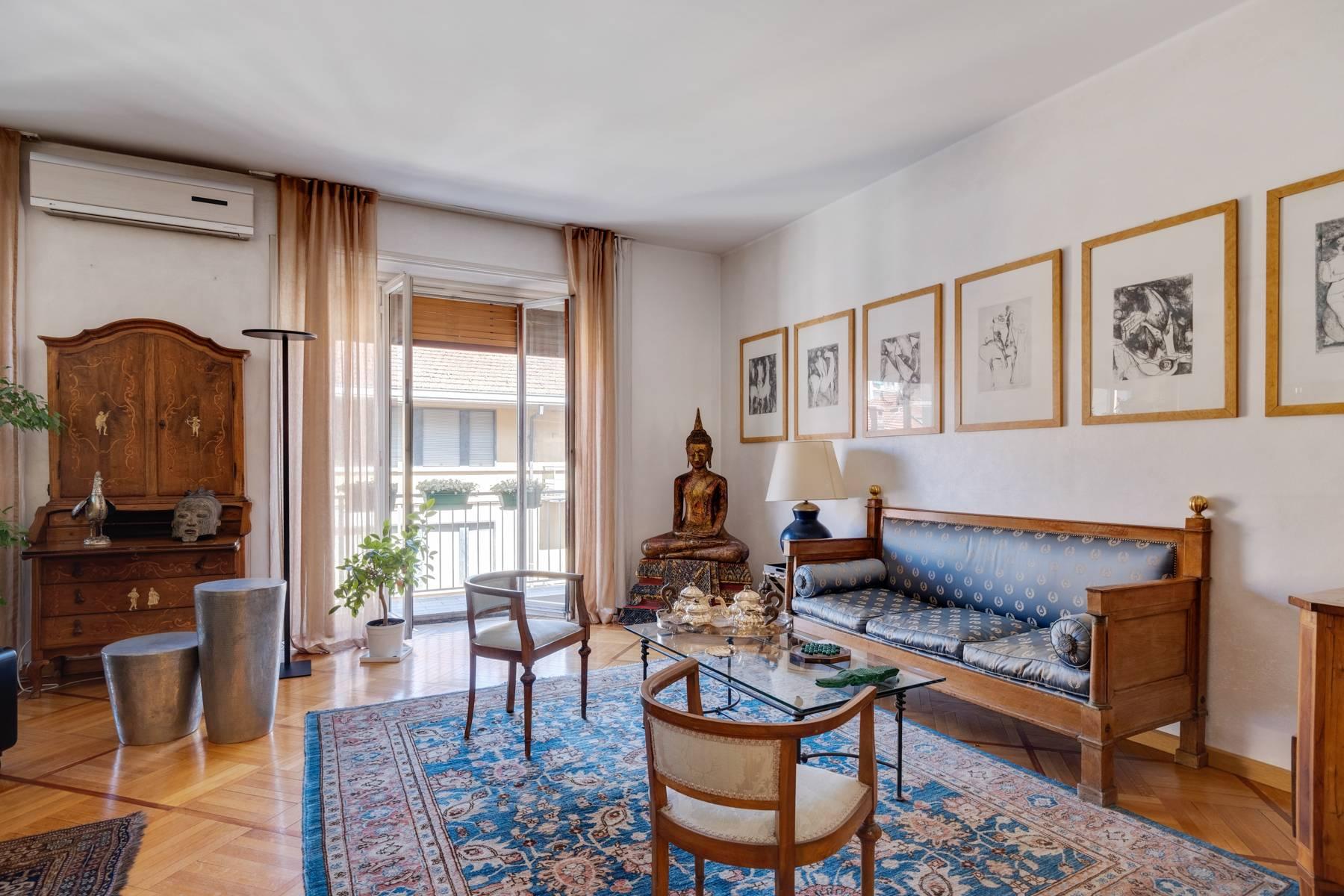 Bright apartment in the elegant Crocetta neighborhood - 4