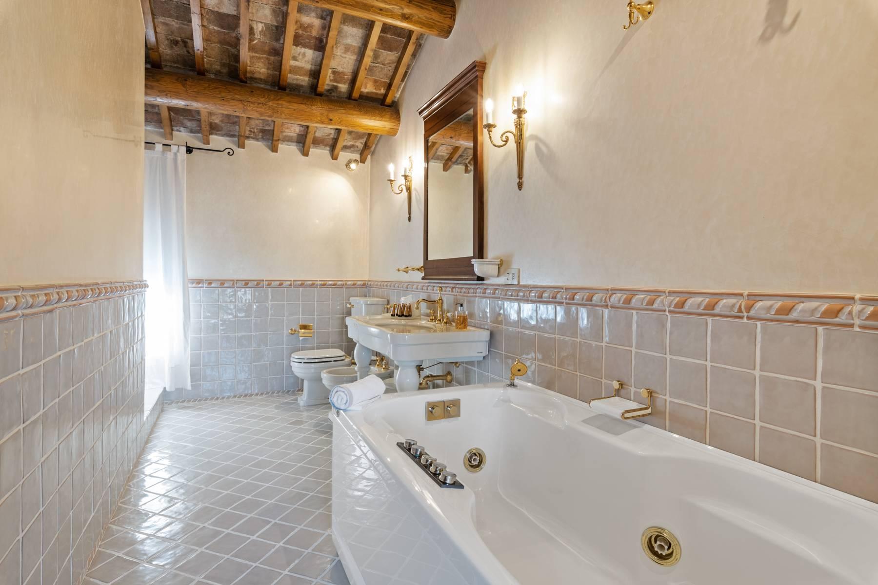 Renovated Venetian Villa with park on the top of a promontory in a UNESCO site - 10