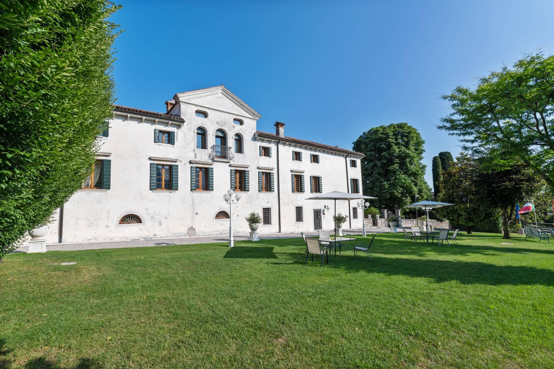 Villa Veneta ristrutturata con parco sulla sommità di un promontorio in sito UNESCO - 4