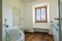 Villa con meravigliosa vista e panorama, in vendita, Vicchio | Sotheby’s Realty Italy - 17
