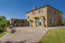 Villa con meravigliosa vista e panorama, in vendita, Vicchio | Sotheby’s Realty Italy - 1