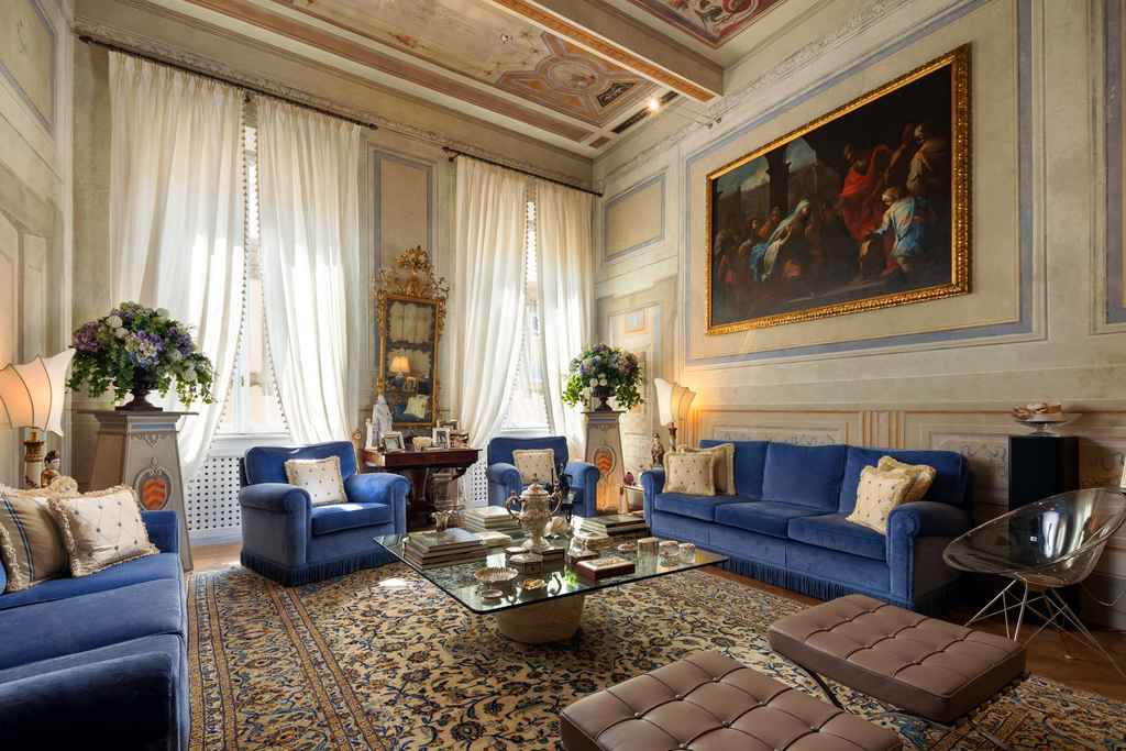 Luxurious apartment with garden in Arezzo Apartment For sale Arezzo