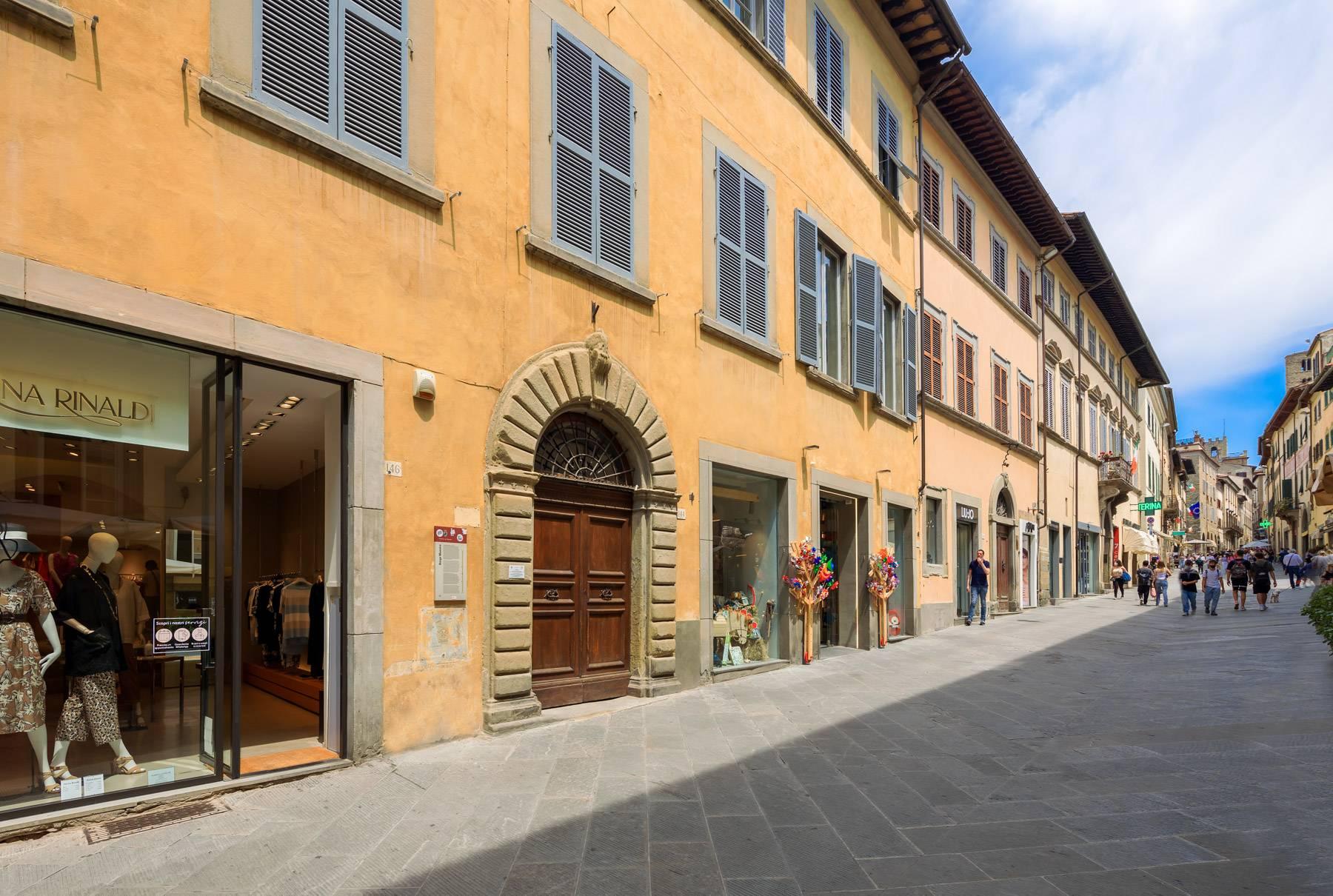 Изысканные апартаменты с садом Arezzo - 19