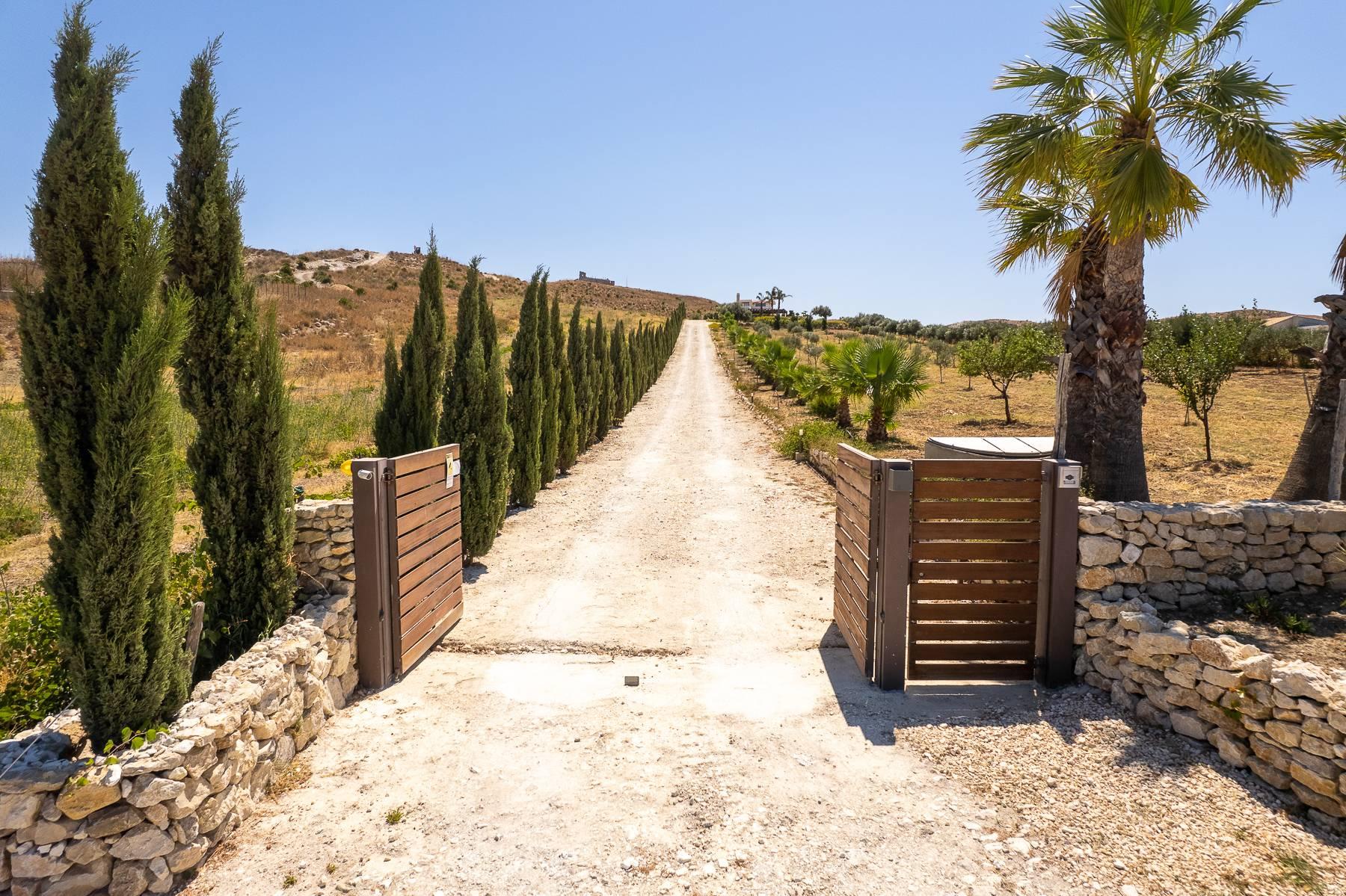 Exklusive Villa mit eindrucksvollem Blick auf das Mittelmeer - 15