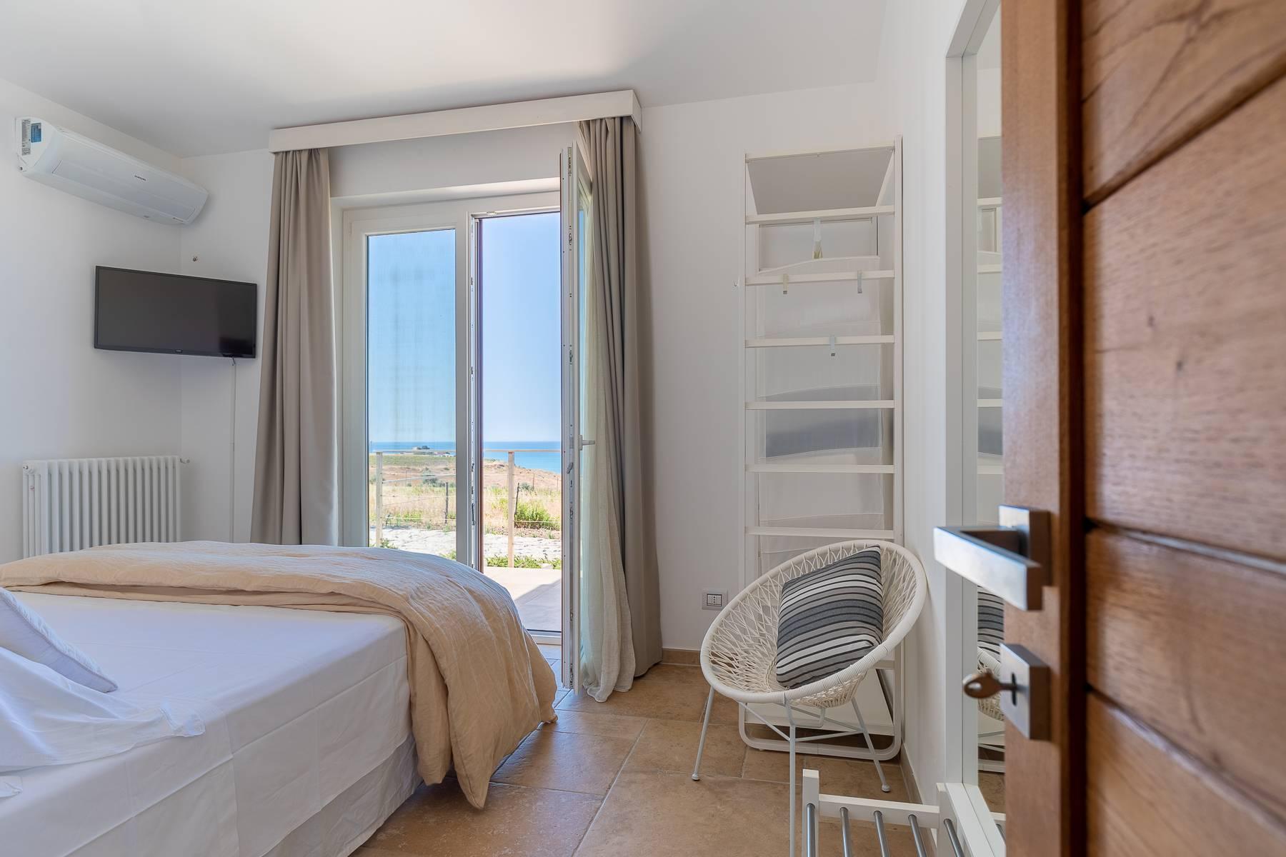 Exclusive villa with stunning views on the Mediterranean sea - 30