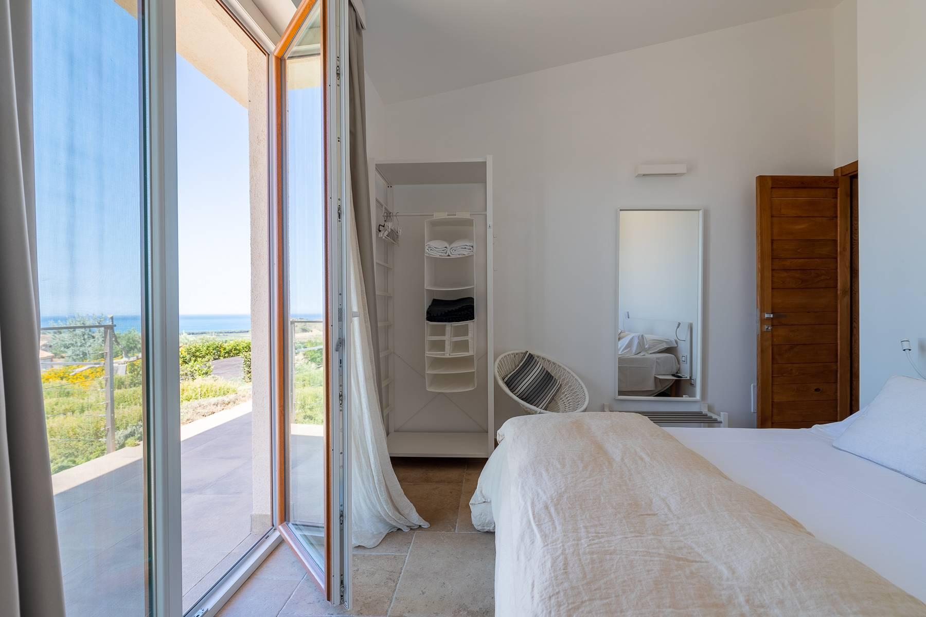 Exclusive villa with stunning views on the Mediterranean sea - 24