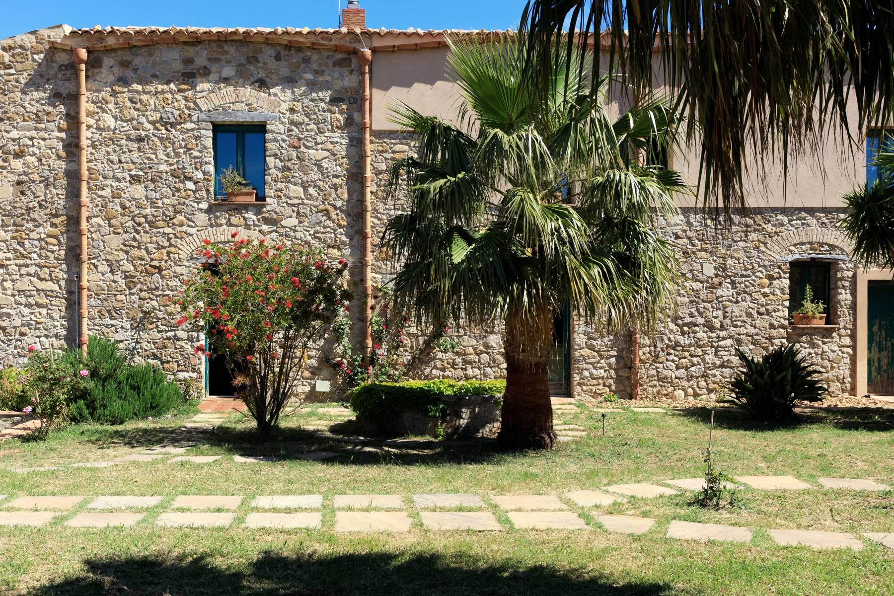 16th century farmhouse on the slopes of the Madonie park with an enchanting sea view - 7
