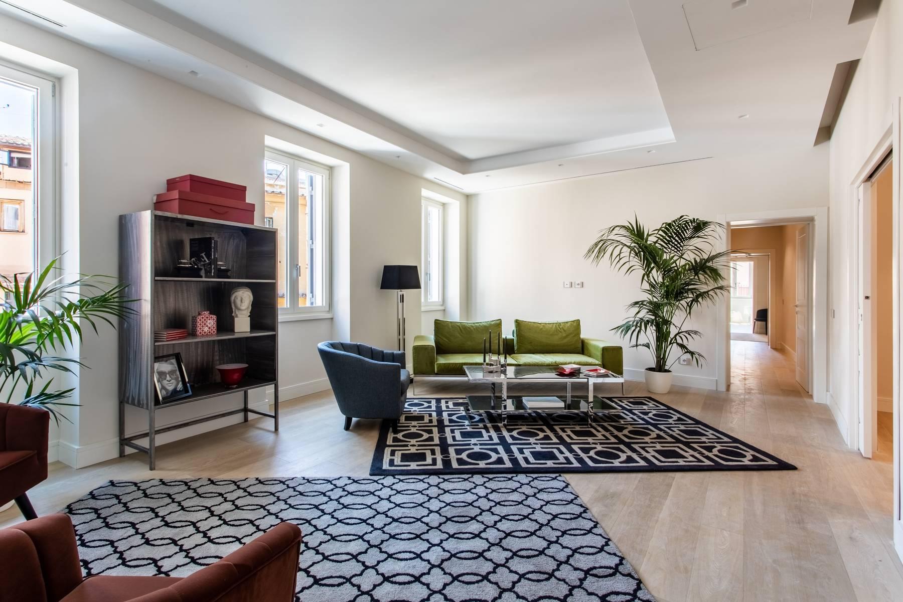 Elegant apartment a stone's throw from Piazza di Spagna - 2