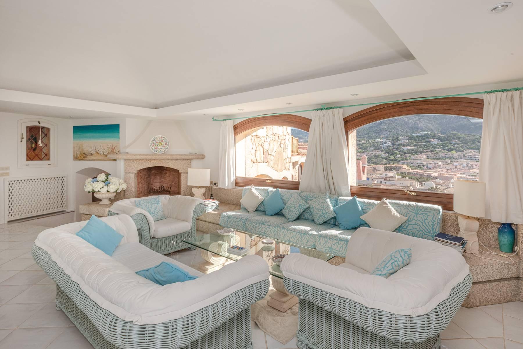Important independent villa with beautiful panoramic views of the bay and marina of Porto Cervo. - 8