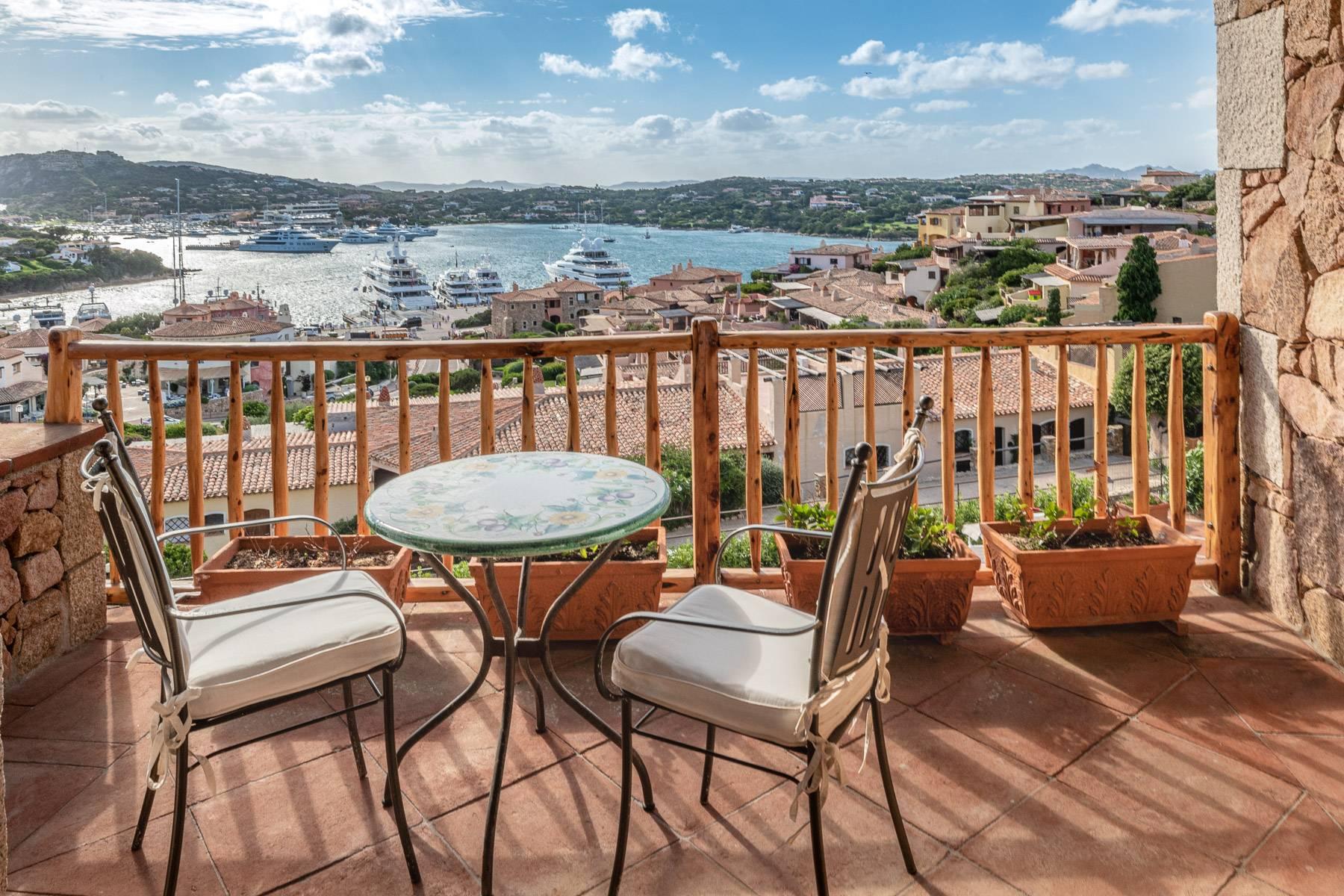 Богатая частная вилла с прекрасным панорамным видом на залив и пристань Порто Черво. - 4