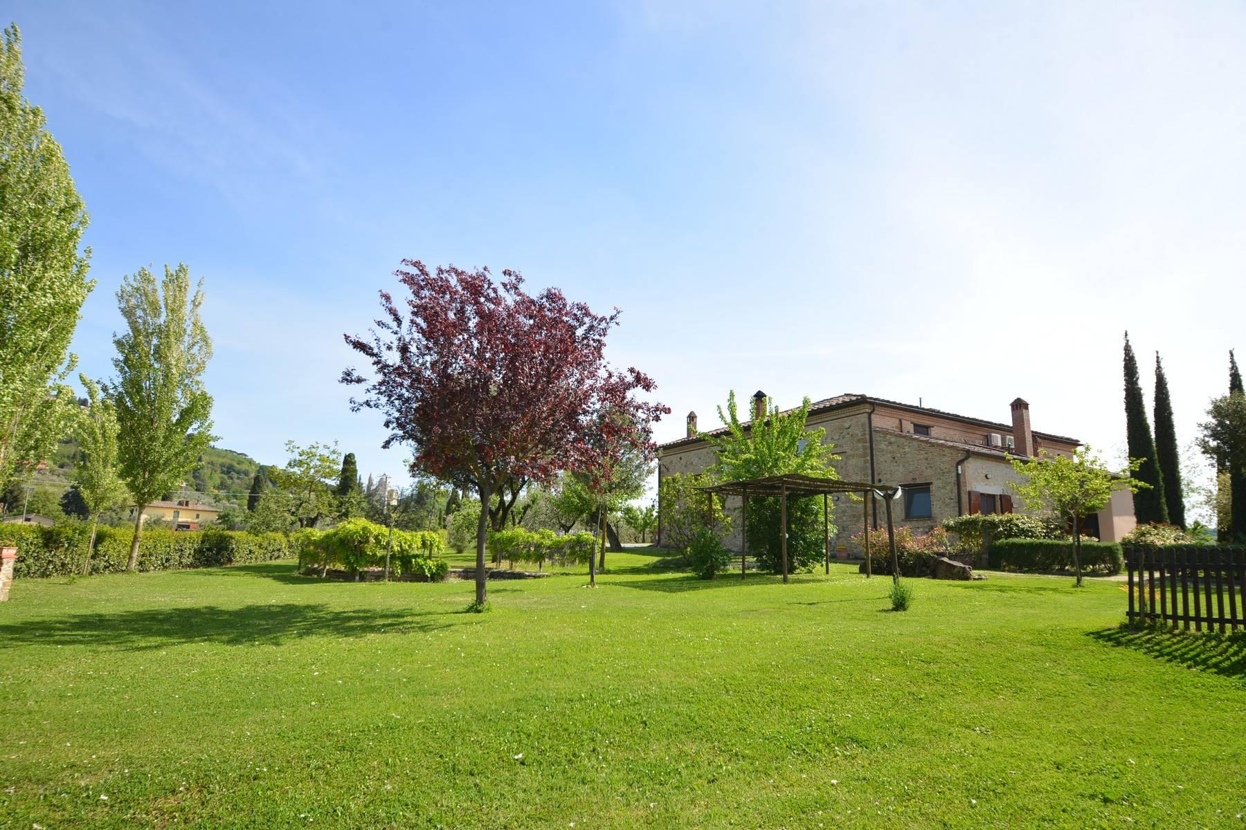 Belle maison de campagne avec agriturismo et vignoble près de Montepulciano - 3
