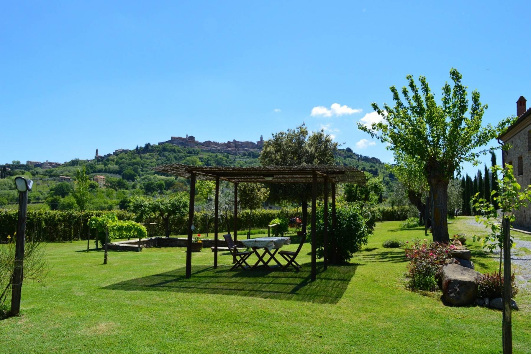 Belle maison de campagne avec agriturismo et vignoble près de Montepulciano - 2