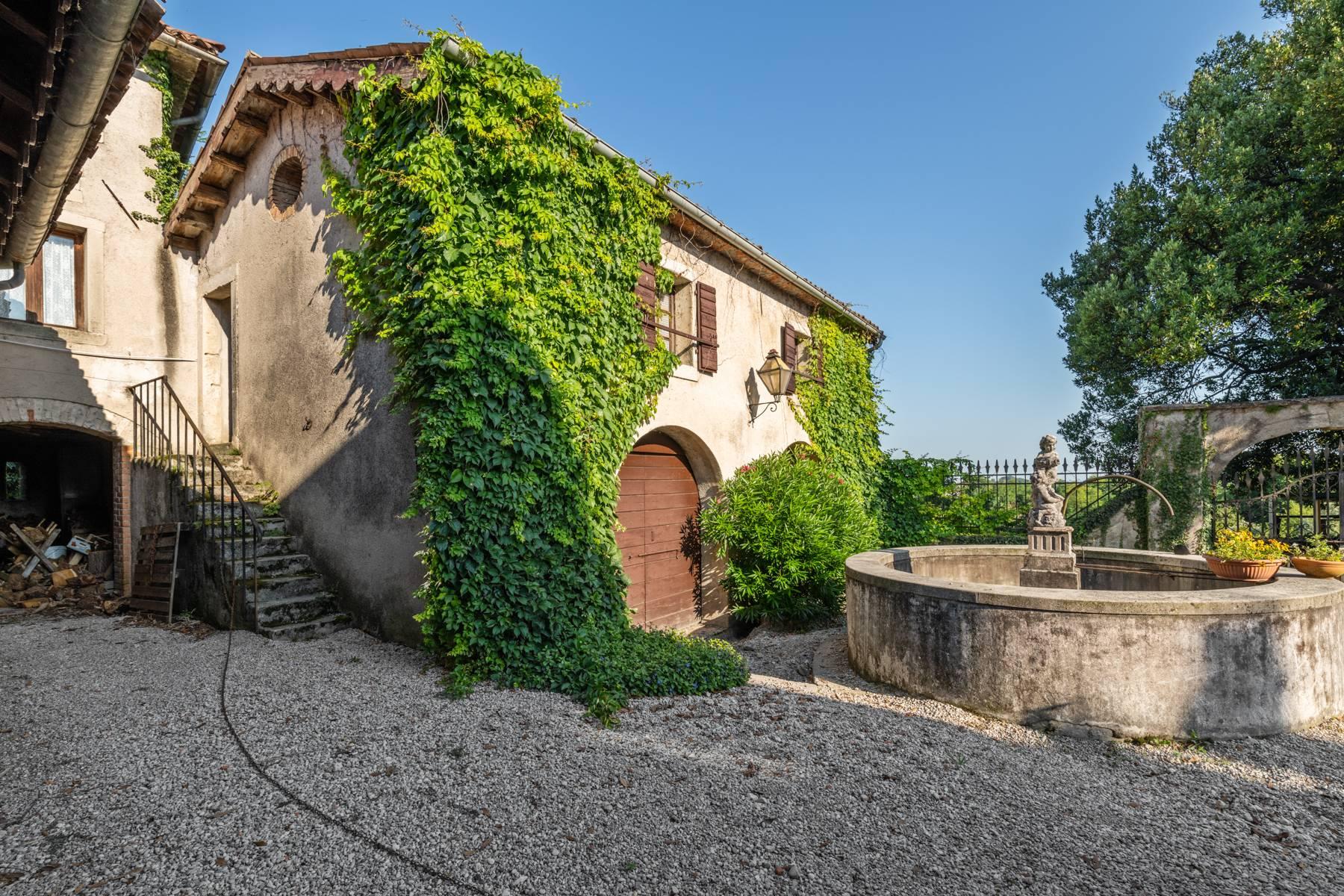 Elegante Villa aus dem XVII Jahrhundert mit Park neben den Hügeln von Treviso - 32