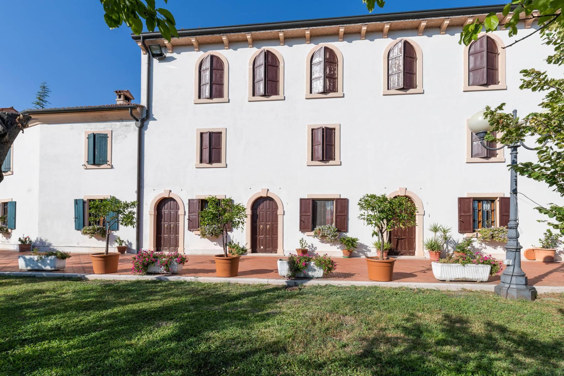 Historic country villa with swimming pool, tennis court and estate on the hills of Verona - 5