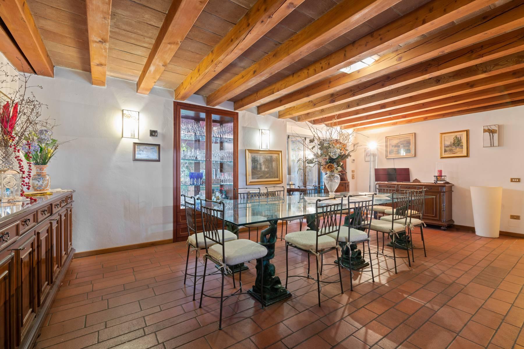 Historic country villa with swimming pool, tennis court and estate on the hills of Verona - 14