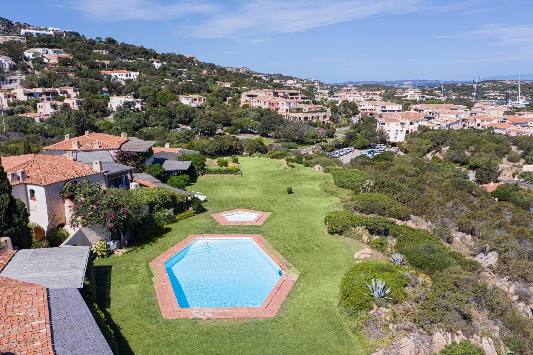 Elegant and cozy apartment overlooking the sea and the marina of Porto Cervo - 12