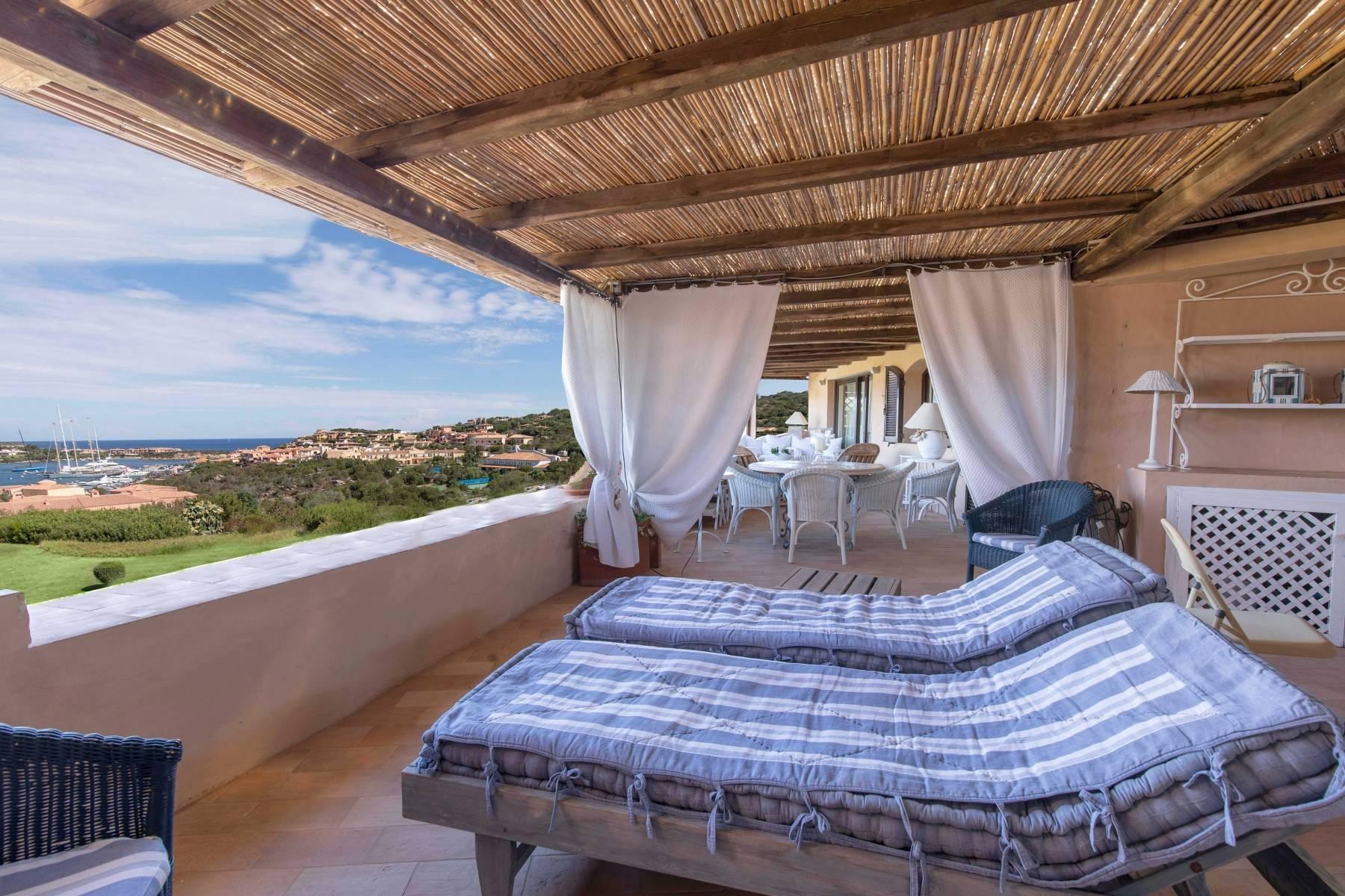 Elegant and cozy apartment overlooking the sea and the marina of Porto Cervo - 1
