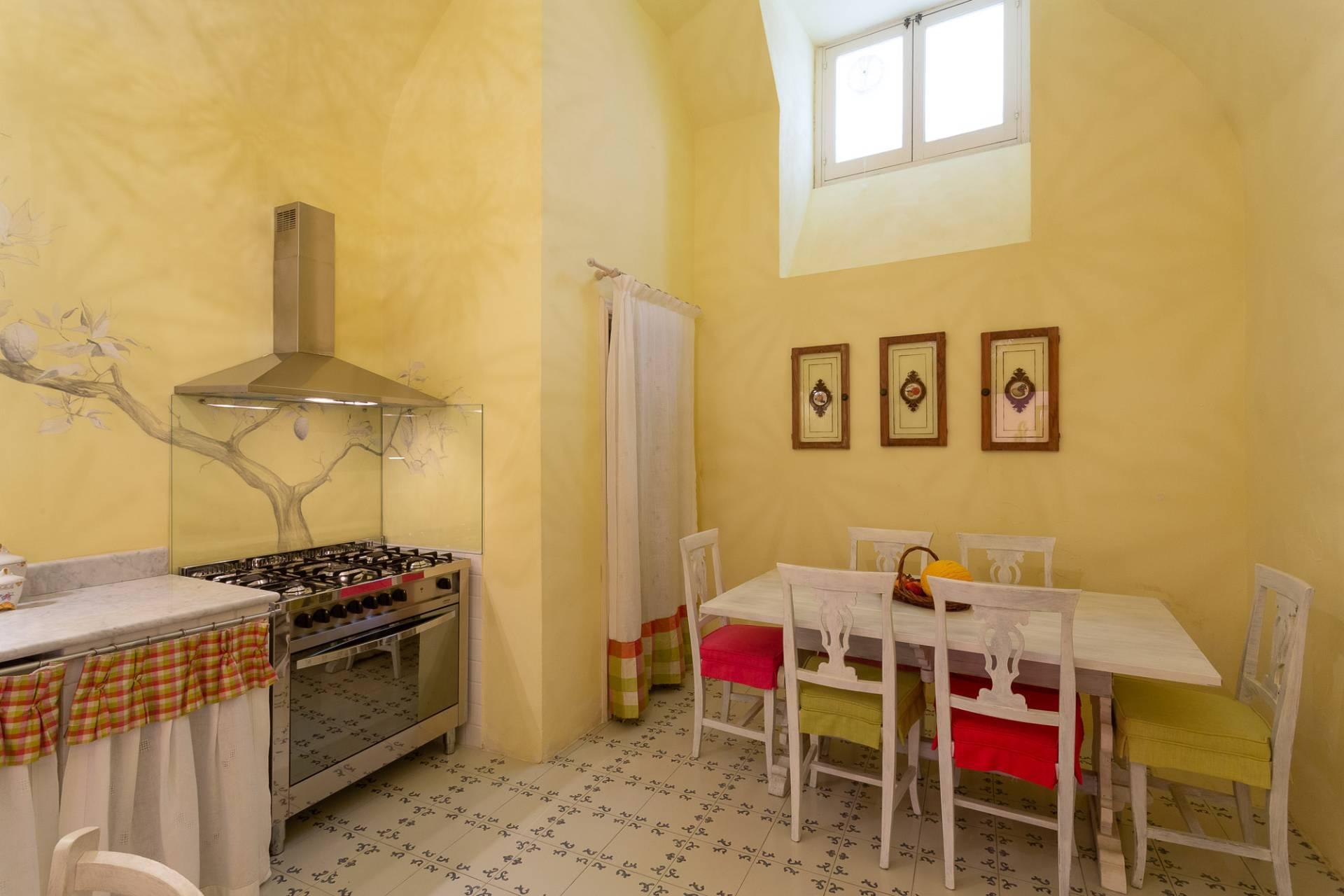 Historic apartment with terrace and courtyard near the Cathedral of San Giorgio in Modica - 33