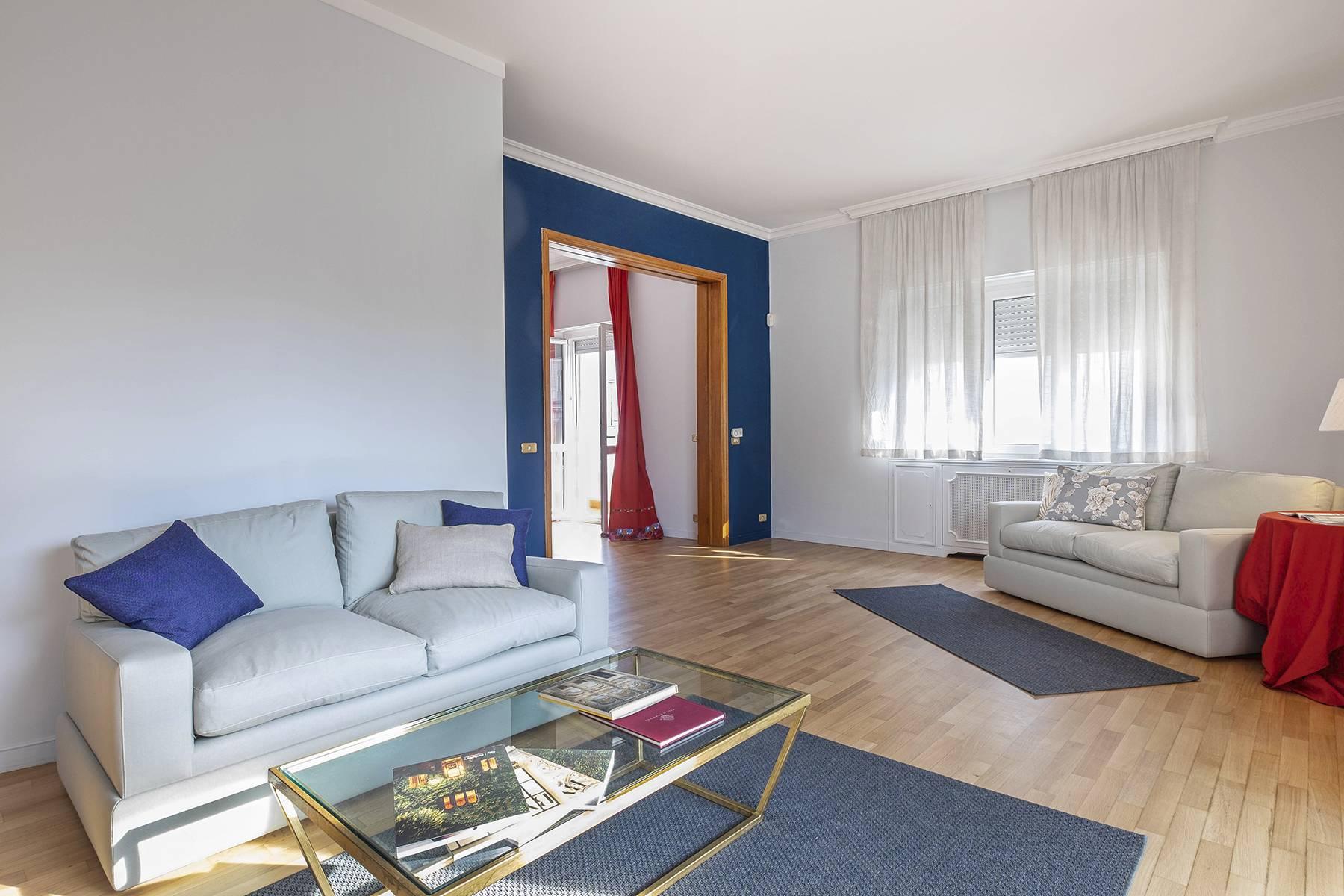 Penthouse moderne avec vue imprenable à deux pas de la Villa Borghese - 16