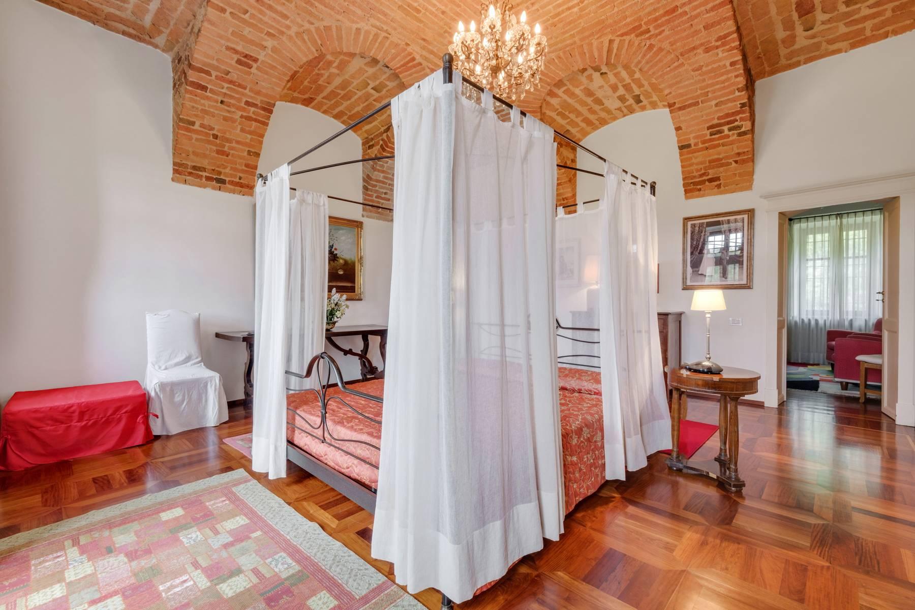 Ancient stately mansion with swimming pool in the Asti hills - 26