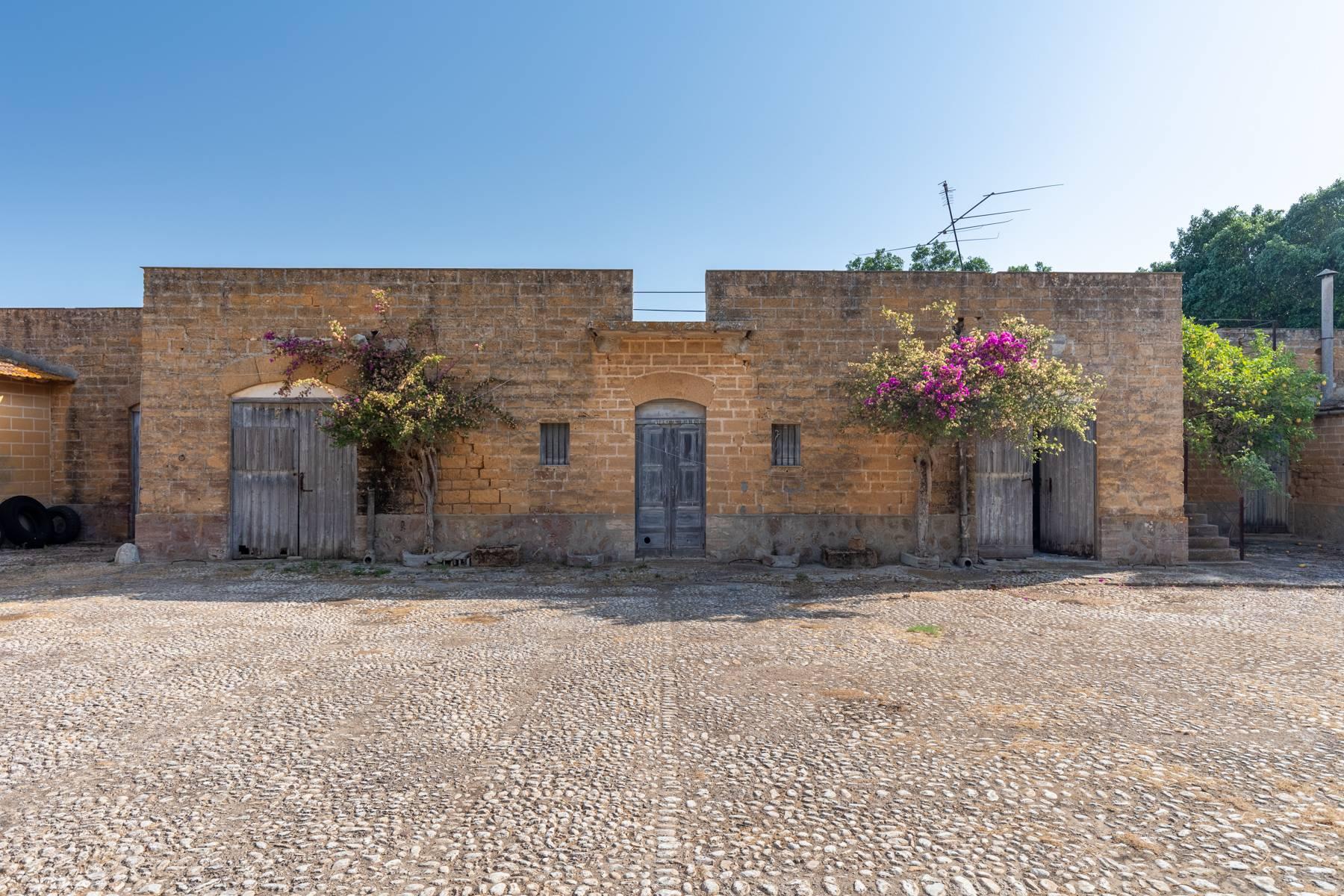 Charming farmhouse immersed in the Agrigento countryside - 2