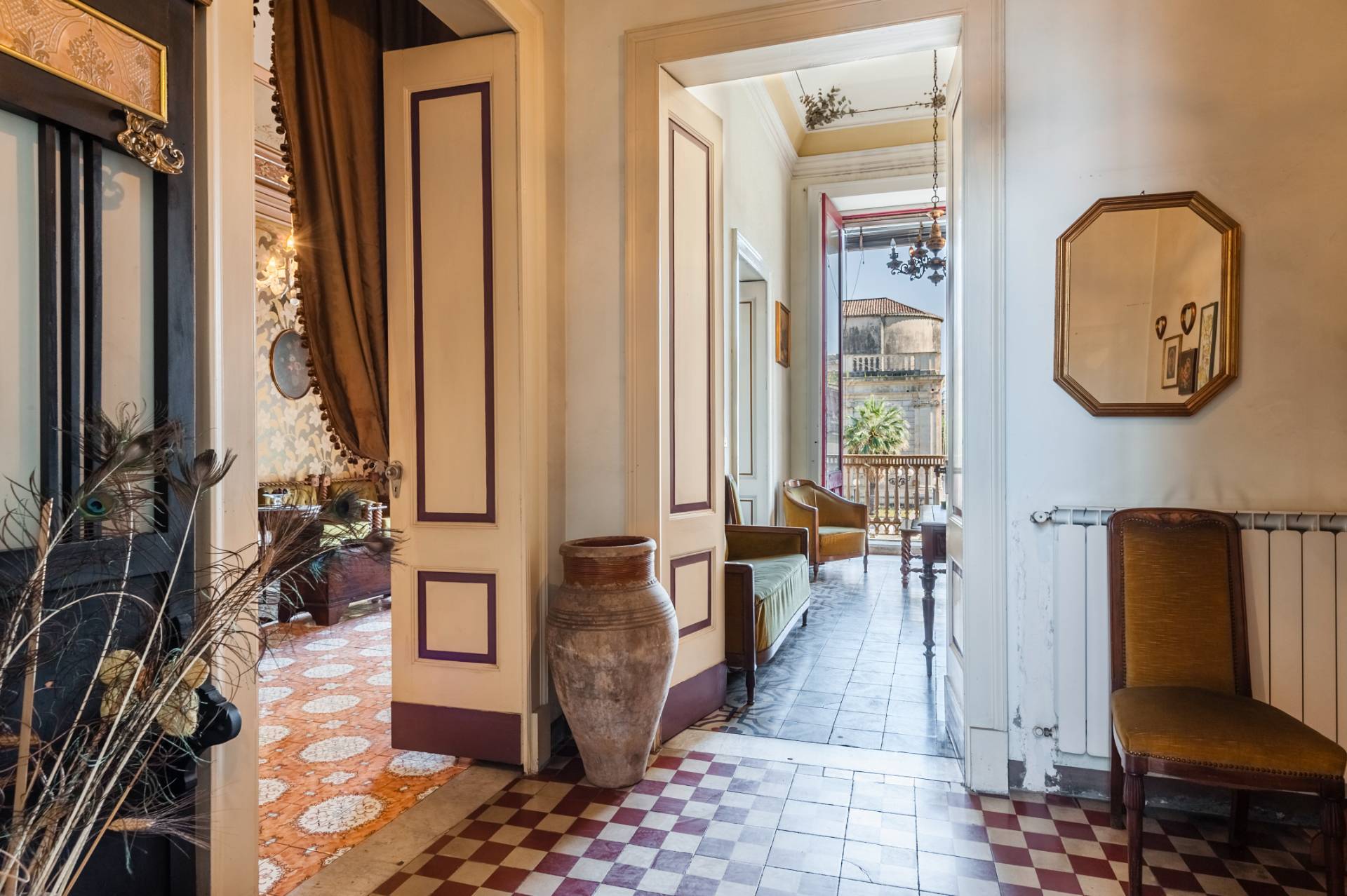 elegant apartment in the heart of Piazza Duomo - 3