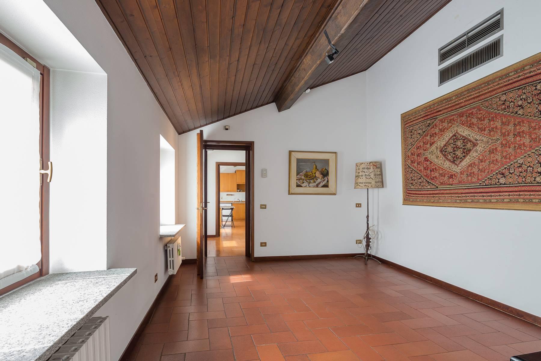 Charming penthouse with terrace a stone's throw from the Duomo - 5