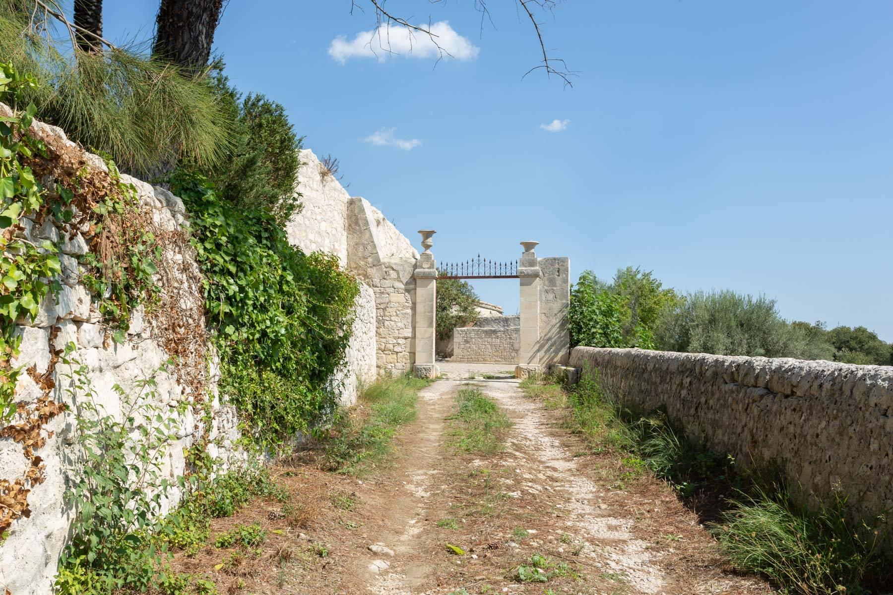 Storica Villa di campagna a Ragusa - 16