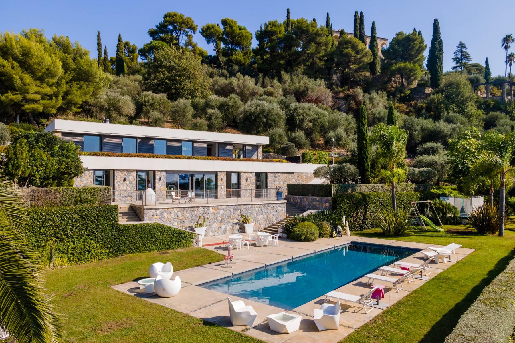 Atemberaubende moderne Villa mit Pool in Bordighera - 3