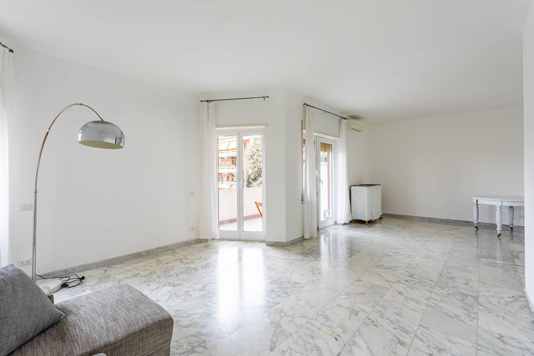 Charming apartment in a private street in Via Flaminia - 4