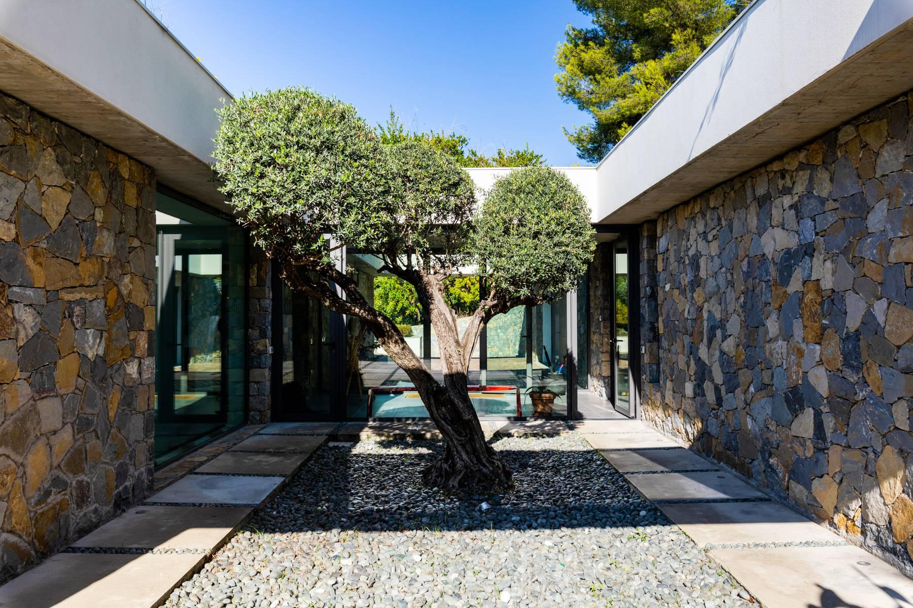 Atemberaubende moderne Villa mit Pool in Bordighera - 9