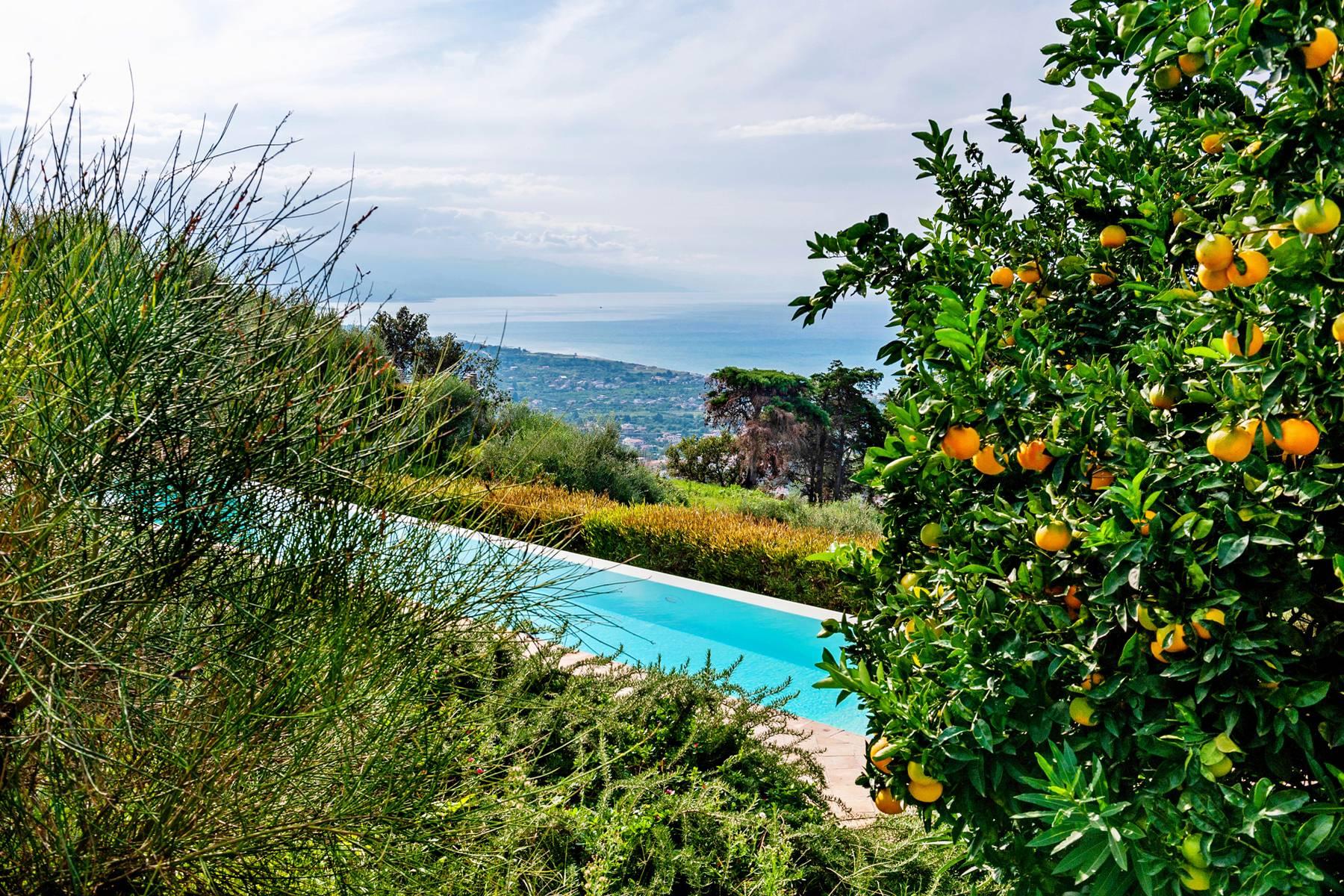 Charming villa with private pool overlooking the Eeolian Islands - 6