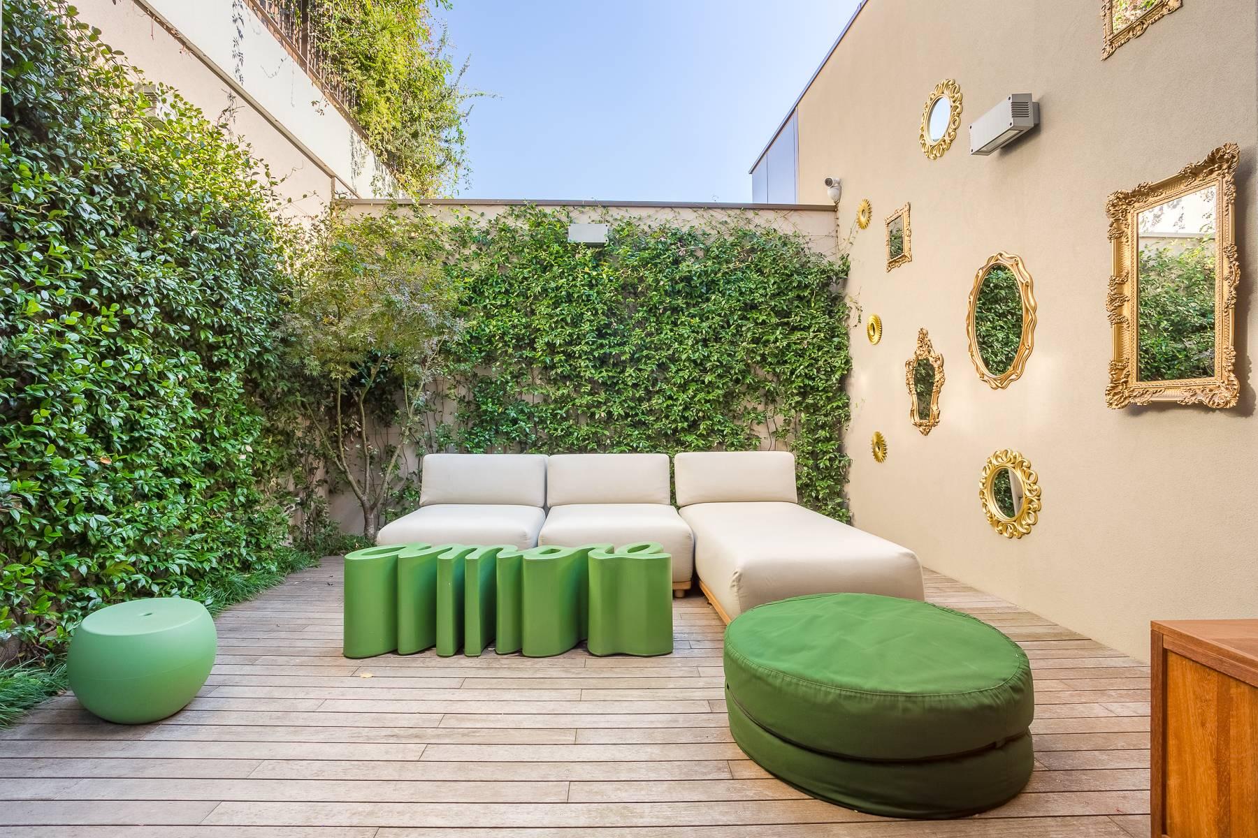 Designer loft with garden, private spa and terrace - 17